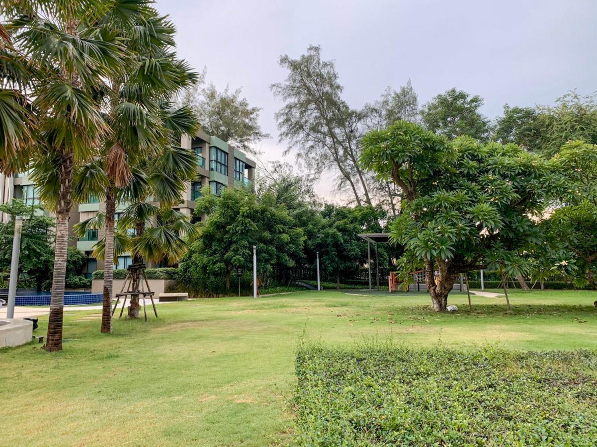 Lumpini Park Petchaburi